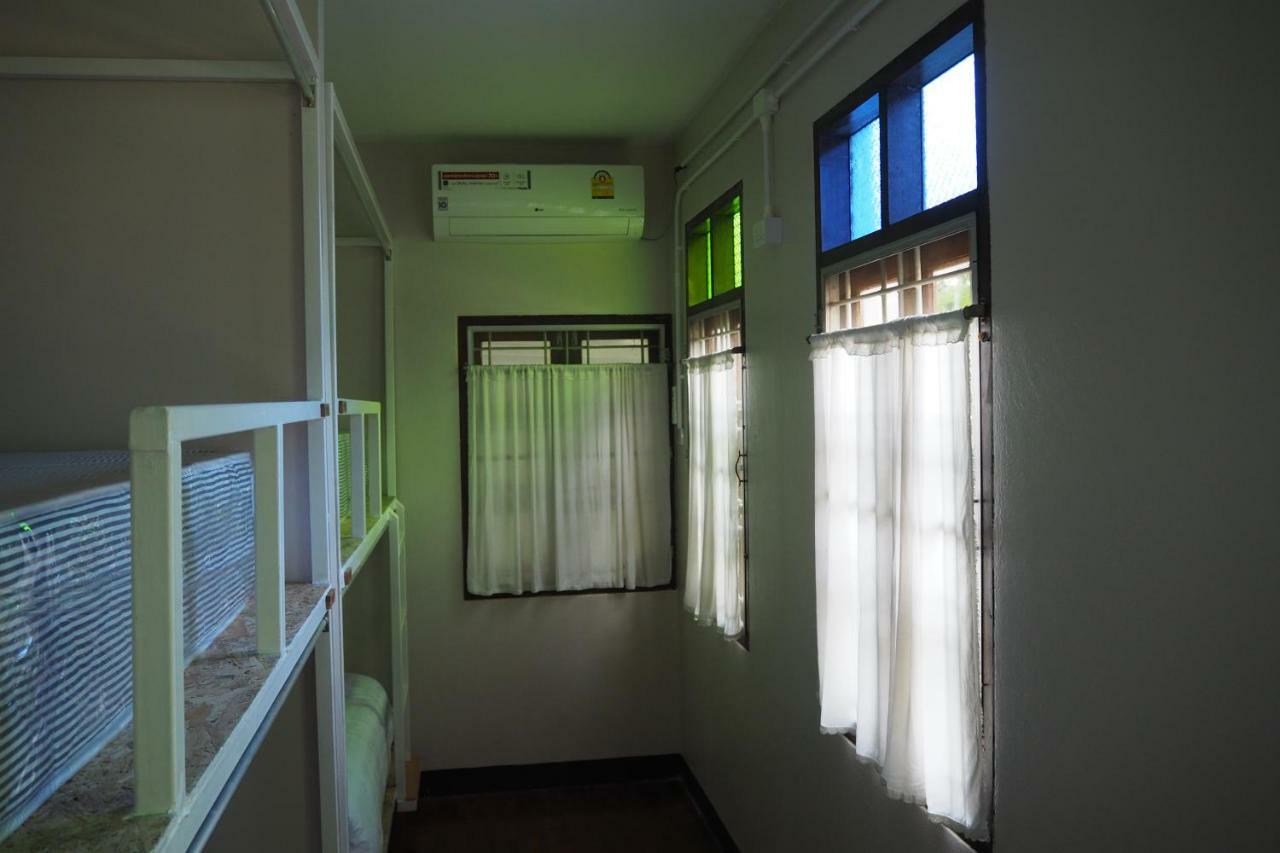 Insight Albergue